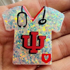 IU Glitter Scrub Top Badge Reel
